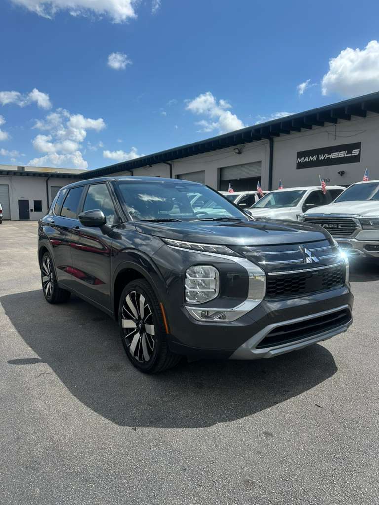 2025 Mitsubishi Outlander